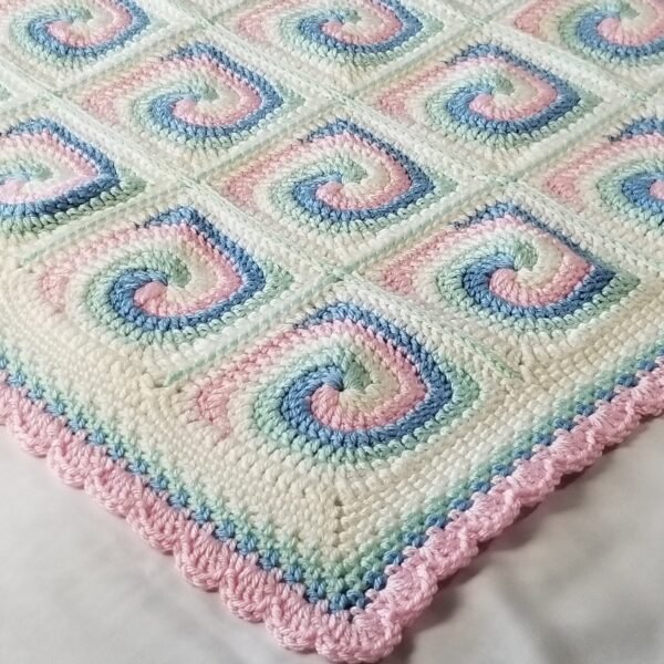 Spiral granny square baby blanket - Image 6