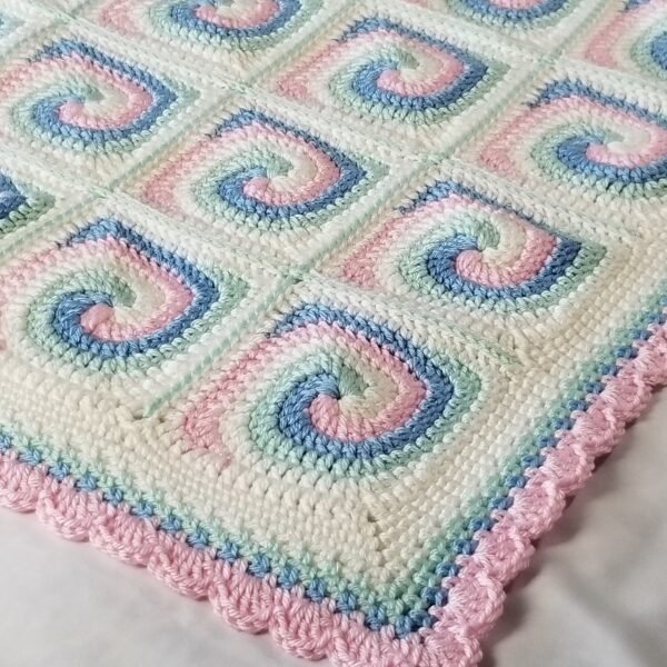 Spiral granny square baby blanket - Image 7