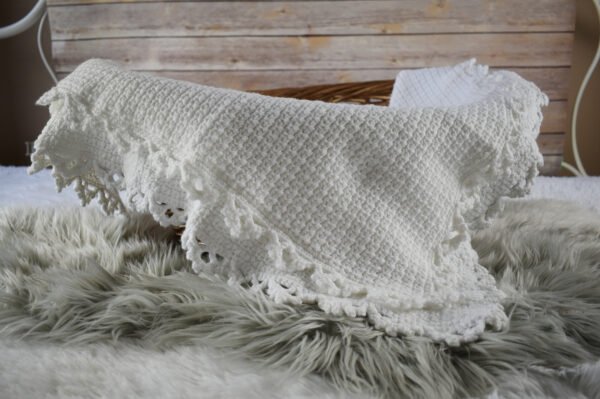 Snowy white mesh baby blanket set - Image 9